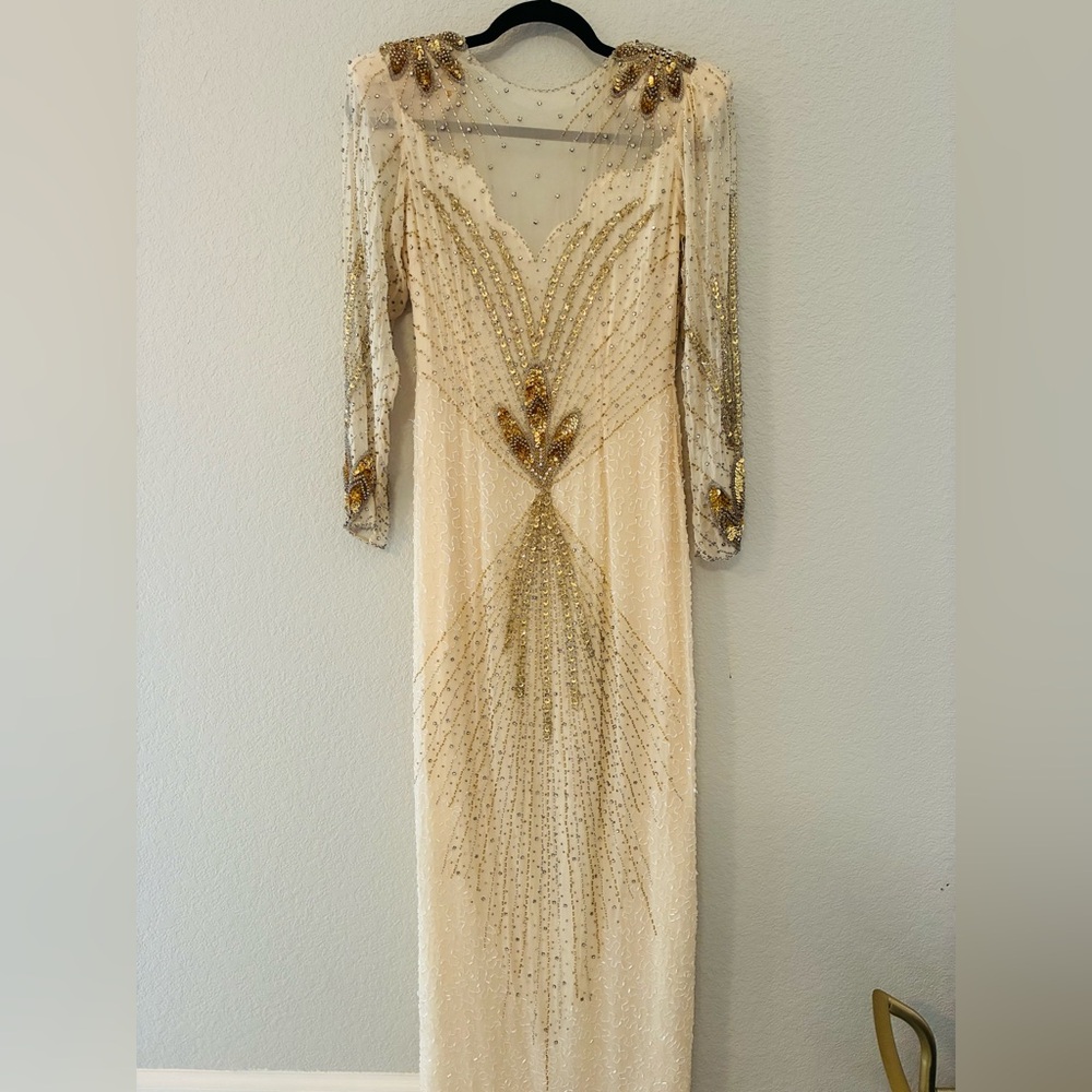 100% SILK VINTAGE FULSEQUIN BEADED Lillie Rubin Cream and Gold Long Sleeve Dress
